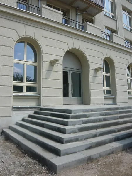Alte Zigarettenfabrik - ruhige, charmante Wohnung — photo 1